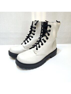 UNR8ED UNRATED Combat Lug Boot White Faux Leather Women 10M Lace-Up Zipper Close